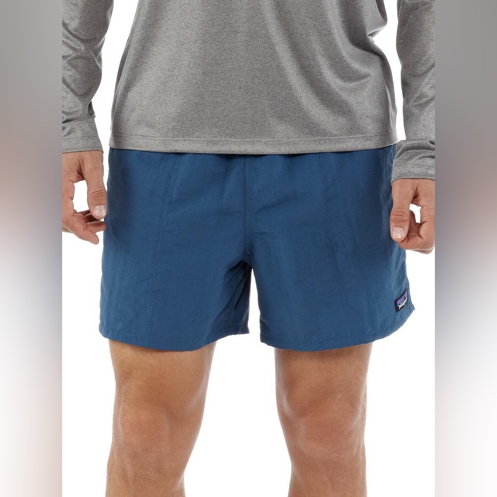 Patagonia Blue Men's Shorts With-Pockets Elastic-Waist.
Size M